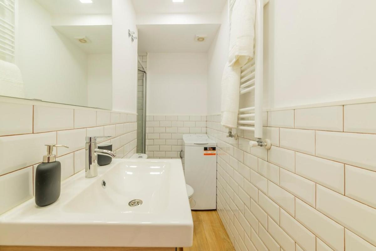 Encantador Apartamento Atocha Madryt Zewnętrze zdjęcie