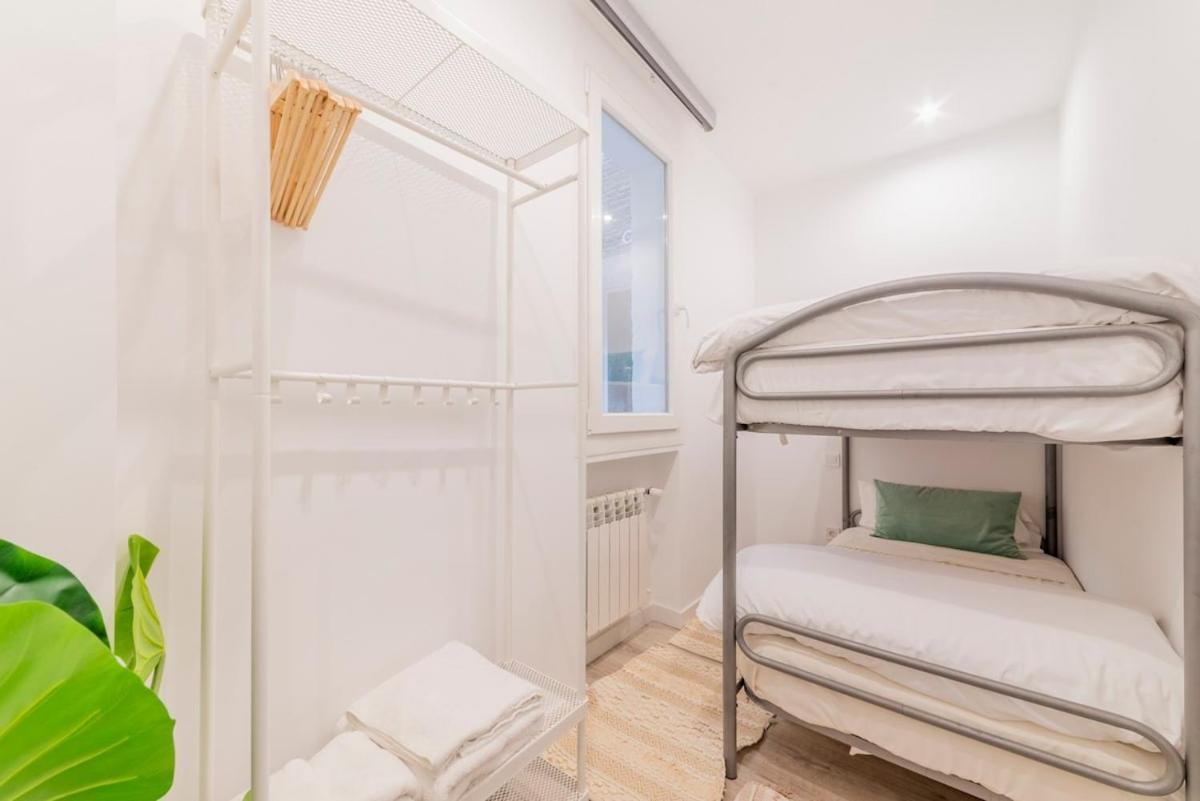 Encantador Apartamento Atocha Madryt Zewnętrze zdjęcie